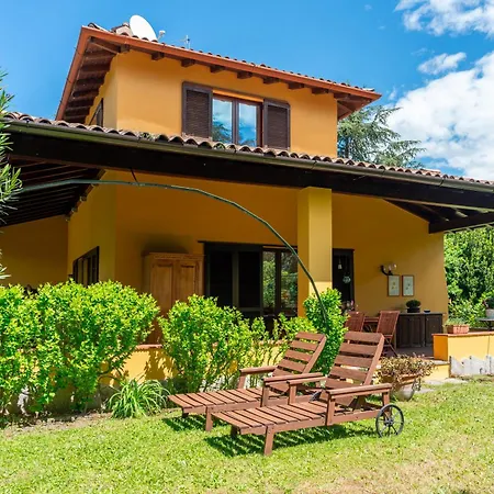Ferienhaus Camelia With Garden By Wonderful Italy *